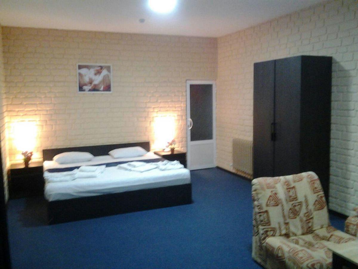 Minor Hotel Ташкент Екстериор снимка