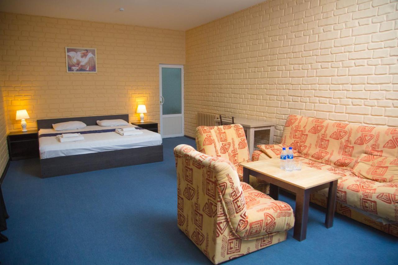 Minor Hotel Ташкент Екстериор снимка